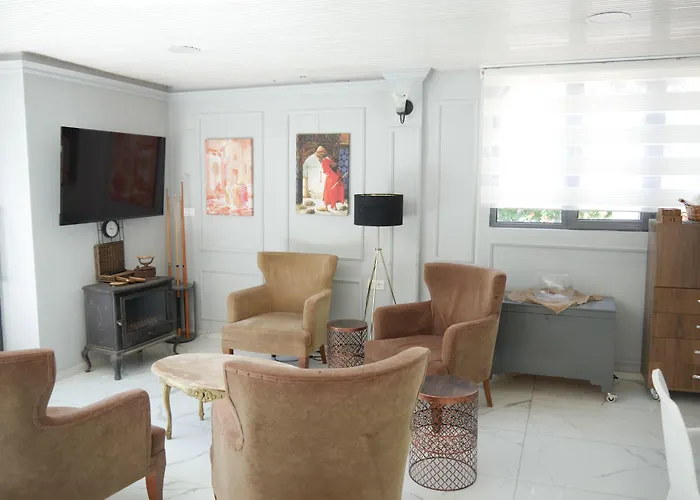 Nefis Oeluedeniz מלון Cedit