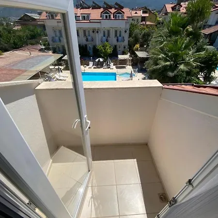 Nefis Hotell 3*