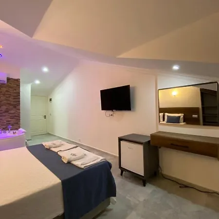 Nefis Hotel
